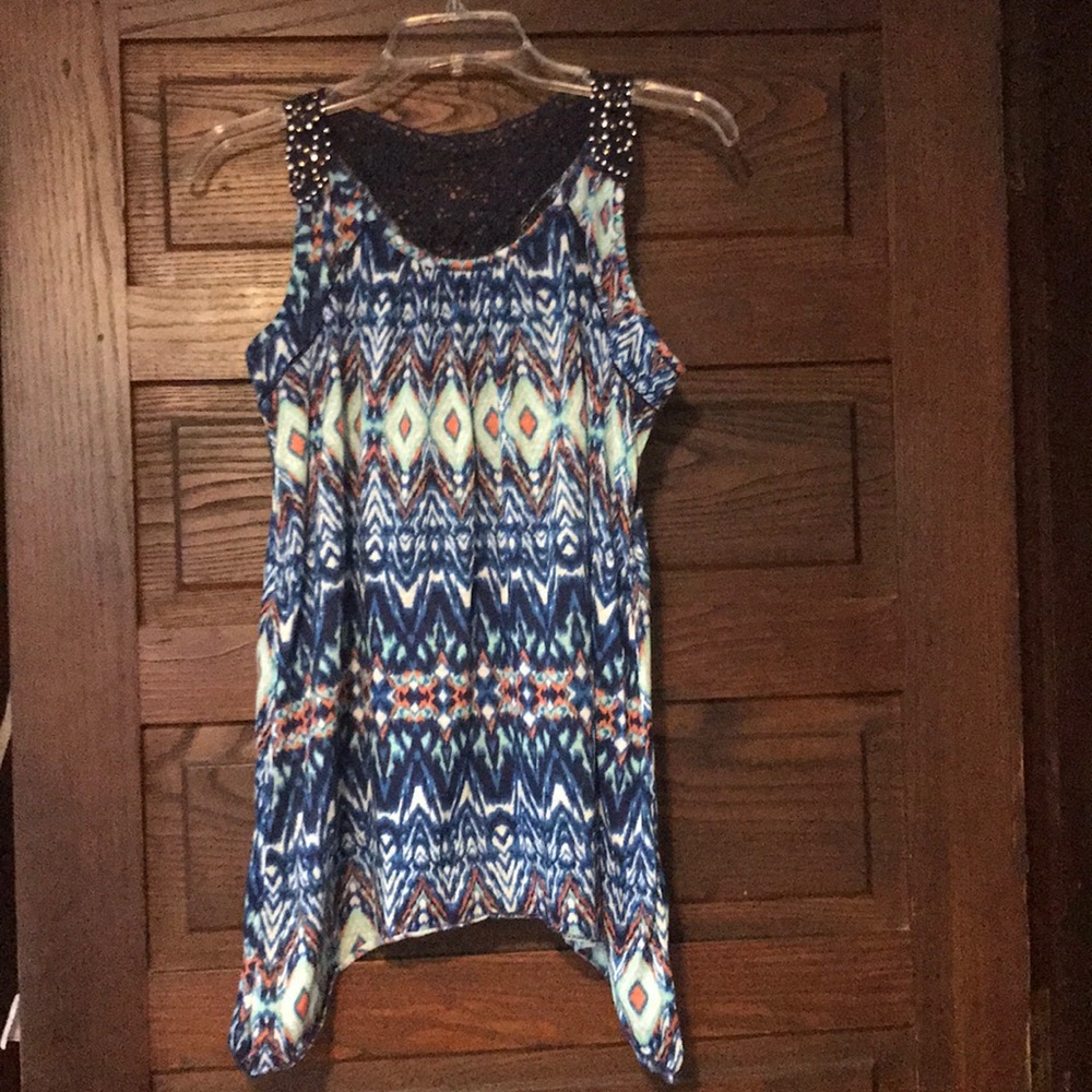 Sleeveless top